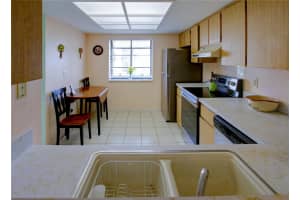 860 GLEN MORE COURT, PALM HARBOR, FL 34684 Sold 06/27/25