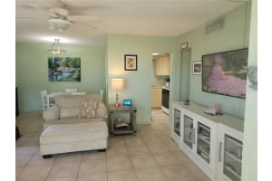 800 71ST AVENUE, ST PETERSBURG, FL 33702 - MLS#MFRTB8354271