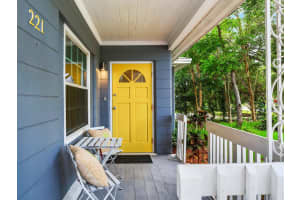221 CLEARVIEW AVENUE, TAMPA, FL 33609 - MLS#MFRTB8354378