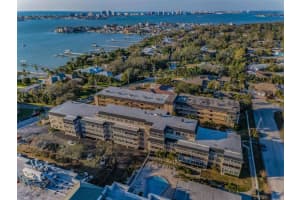 147 BLUFF VIEW DRIVE, BELLEAIR BLUFFS, FL 33770 Sold 03/28/25
