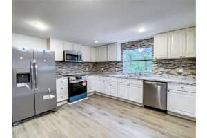 11201 BLENDALE DR, RIVERVIEW, FL 33569 Sold 06/30/25