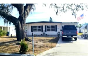 3302 Kauna Point Dr, HOLIDAY 3302 Kauna Point Dr, HOLIDAY