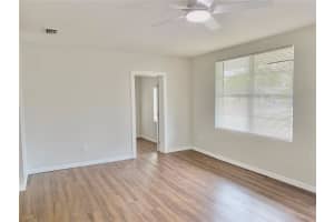 907 LAKEWOOD AVENUE, TAMPA, FL 33613 Sold 04/04/25