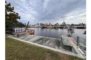 5360 WINDWARD WAY, NEW PORT RICHEY, FL 34652 Sold 03/28/25