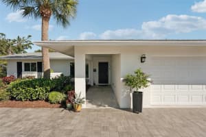 121 AURORA STREET, VENICE, FL 34285 Sold 04/10/25