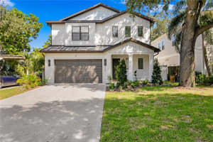 3618 W Royal Palm Cir, TAMPA
