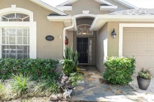 18908 NEST FERN CIRCLE, TAMPA, FL 33647 Sold 06/02/25