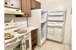 1620 VALENCIA DRIVE, LARGO, FL 33778 Sold 04/04/25