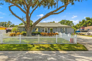 4135 Beach Dr Se, ST PETERSBURG