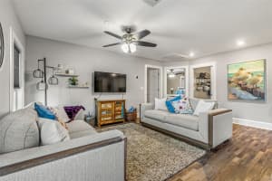 4135 BEACH DRIVE, ST PETERSBURG, FL 33705 - MLS#MFRTB8355160