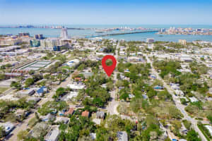 907 JONES ST, CLEARWATER, FL 33755 Sold 04/22/25