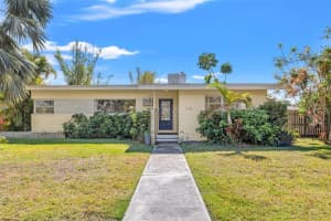 746 30TH AVENUE, ST PETERSBURG, FL 33704 Sold 04/18/25