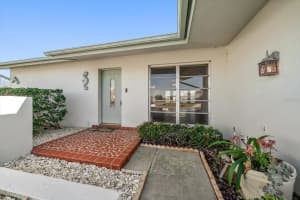 4582 FOX LAKE COURT, CLEARWATER, FL 33762 - MLS#MFRTB8355274