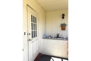1901 CANTERBURY LANE, SUN CITY CENTER, FL 33573 - MLS#MFRTB8355345