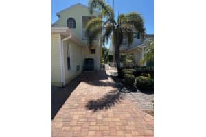 429 GRANT STREET, DUNEDIN, FL 34698 Sold 03/31/25