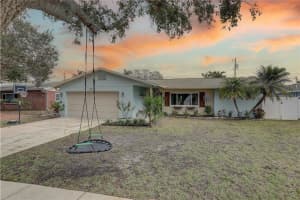 8995 BRIARWOOD DRIVE, SEMINOLE, FL 33772 Sold 04/15/25