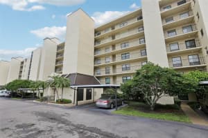 2800 COVE CAY DRIVE, CLEARWATER, FL 33760 Sold 04/14/25