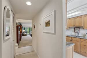2800 COVE CAY DRIVE, CLEARWATER, FL 33760 Sold 04/14/25