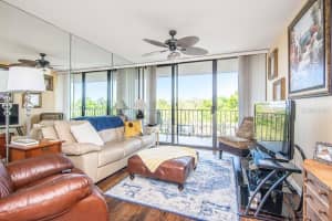 3211 SWANN AVENUE, TAMPA, FL 33609 - MLS#MFRTB8355510