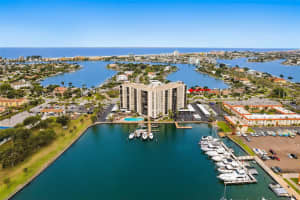 10355 PARADISE BOULEVARD, TREASURE ISLAND, FL 33706 Sold 05/09/25