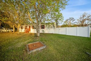 6833 DOVE MEADOW TRAIL, LAKELAND, FL 33810 Sold 04/30/25