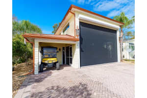 6841 AMANDA VISTA CIRCLE, LAND O LAKES, FL 34637 - MLS#MFRTB8355648
