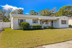 6337 LANSDALE CIRCLE, TAMPA, FL 33616 Sold 07/31/25