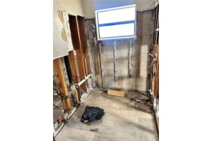 343 SHORE DRIVE, OLDSMAR, FL 34677 Sold 05/16/25