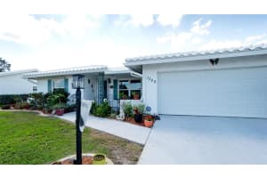 1320 Bottlebrush Dr, BRADENTON