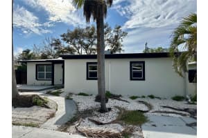 3934 Huntington St Ne, ST PETERSBURG