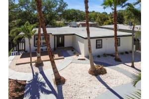 3934 HUNTINGTON STREET, ST PETERSBURG, FL 33703 - MLS#MFRTB8355894