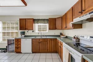 80 SQUIRE COURT, DUNEDIN, FL 34698 Sold 06/25/25
