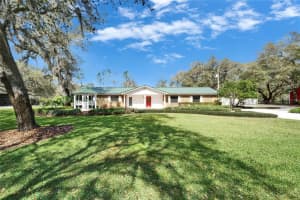 13607 MCINTOSH ROAD, THONOTOSASSA, FL 33592 Sold 04/22/25
