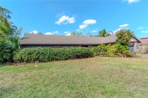 5101 ESTATES CIRCLE, SARASOTA, FL 34243 - MLS#MFRTB8356100