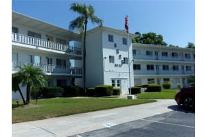 8525 111th St #210, SEMINOLE