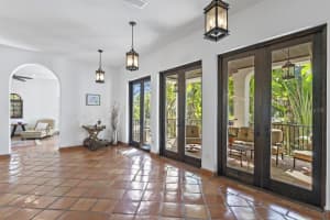 2810 WYOMING AVENUE, TAMPA, FL 33611 Sold 04/21/25