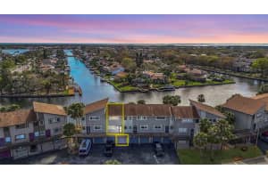 6317 Newtown Cir #17b2, TAMPA