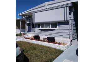 10473 Holiday Shores Dr #303, LARGO