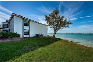 6211 SUN BOULEVARD, ST PETERSBURG, FL 33715 Sold 05/22/25