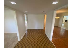 13304 MEADOWWOOD COURT, TAMPA, FL 33618 Sold 09/05/25