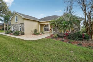 6327 ASHLEY DRIVE, LAKELAND, FL 33813 Sold 05/16/25