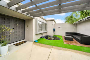 13621 TWIN LAKES LANE, TAMPA, FL 33618 Sold 03/24/25