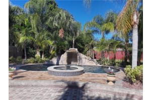 681 JASMINE WAY, ST PETERSBURG, FL 33705 - MLS#MFRTB8356696