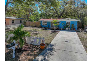 2926 ELROD AVENUE, TAMPA, FL 33611 Sold 04/30/25