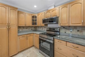 2460 OAKLEAF DRIVE, CLEARWATER, FL 33763 Sold 05/15/25