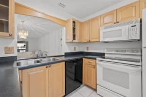 725 83RD AVENUE, ST PETERSBURG, FL 33702 - MLS#MFRTB8356783