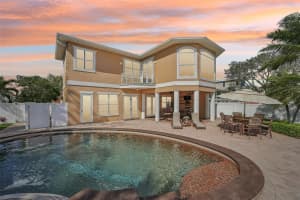 5905 BAYOU GRANDE BOULEVARD, ST PETERSBURG, FL 33703 Sold 05/01/25