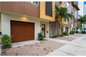 155 5th Ave SE, St. Petersburg, FL 33701, Sold 03/03/25