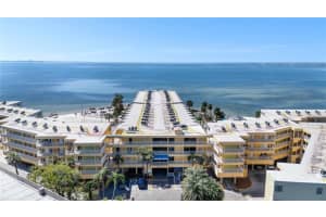 2506 N Rocky Point Dr #242, TAMPA