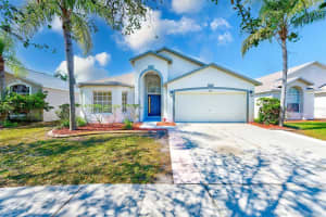 12821 LAKE VISTA DRIVE, GIBSONTON, FL 33534 Sold 05/05/25